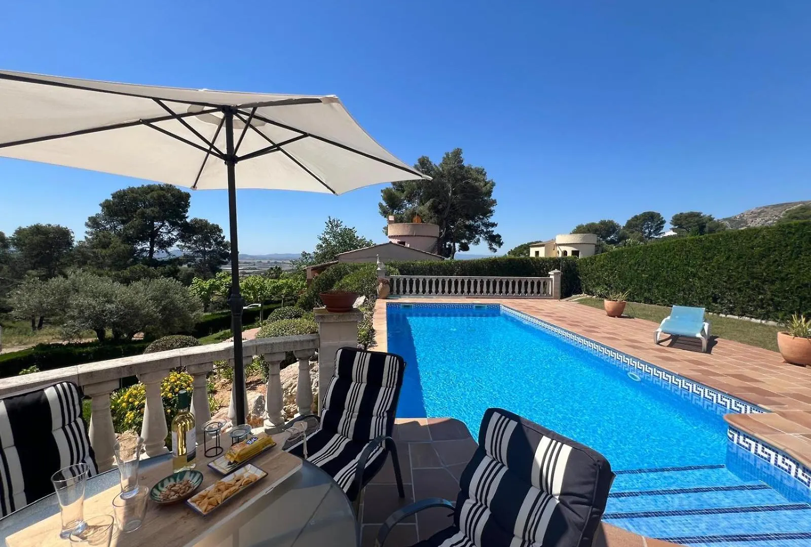 הוילה ל'אסטרטיט Torre Vella 16 Privat Pool